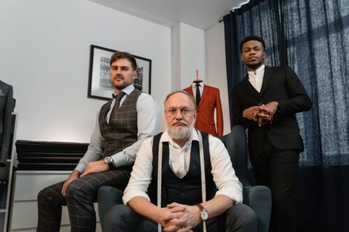 Explore the popularity of bespoke clothing online with elegance.